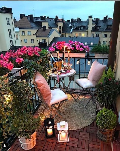 Come abbellire il balcone: 20 idee da Instagram