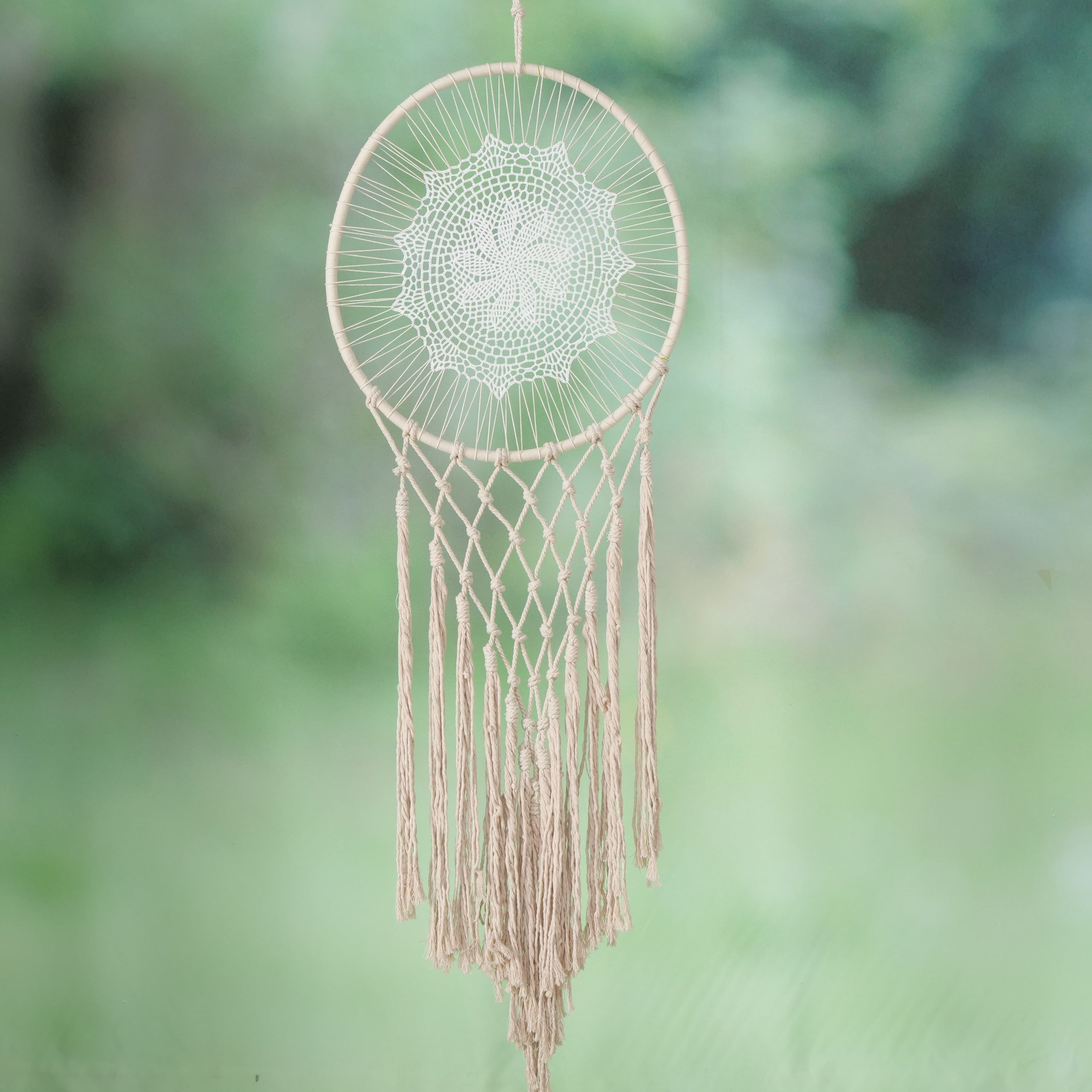Decoratiune suspendabila Prinzator de vise Alessia Natural / Alb, Ø60xH150 cm